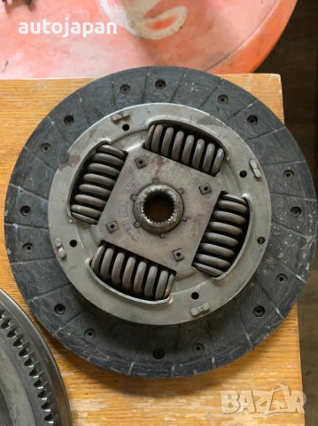 Твърд маховик и комплект съединител Vag Group 1.9TDI Valeo, снимка 3 - Части - 40343321