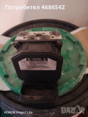 Тойота Авенсис Т25 Фейслифт, снимка 5 - Части - 52909939