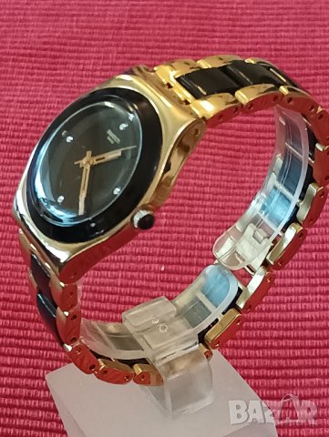 Дамски часовник SWATCH. , снимка 2 - Дамски - 43625158