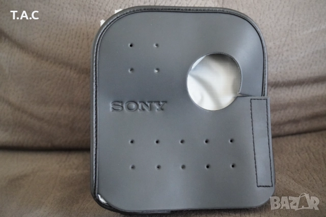 Sony LCR-TRX5 Rain Jacket, снимка 4 - Чанти, стативи, аксесоари - 51717664