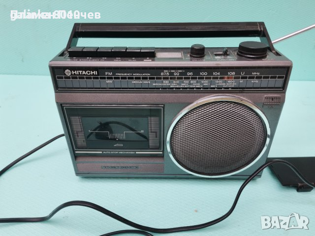 Търся този модел радиокасетофон Hitachi trk-510e