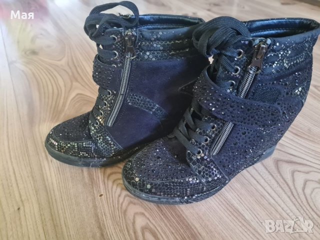 Дамски обувки и боти на платформа, снимка 14 - Дамски обувки на ток - 32984195