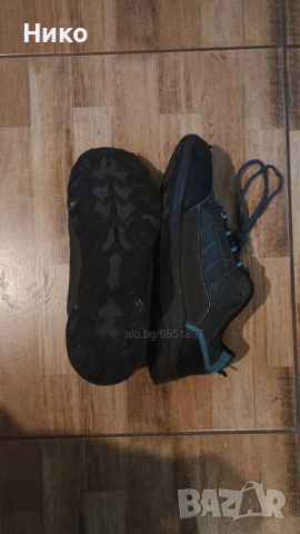 Туристически обувки Dachstein N:39, снимка 4 - Дамски ежедневни обувки - 52316681