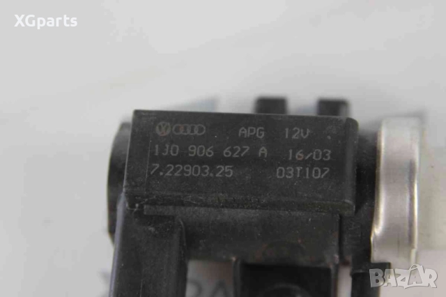 Вакуум клапан за Volkswagen Sharan 1.9tdi 116 к.с. (2000-2010) 1J0906627A, снимка 2 - Части - 52083816