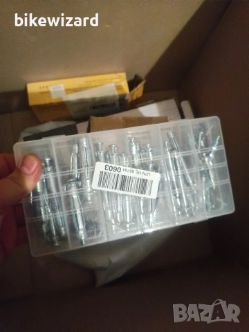 Комплект от 42 метални дюбела M4-M6 за гипсокартон, снимка 2 - Други инструменти - 53049823