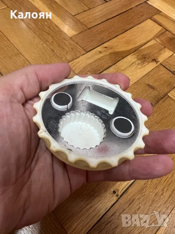 Отварачка за капачки винтидж ямайска , снимка 3 - Антикварни и старинни предмети - 50602185