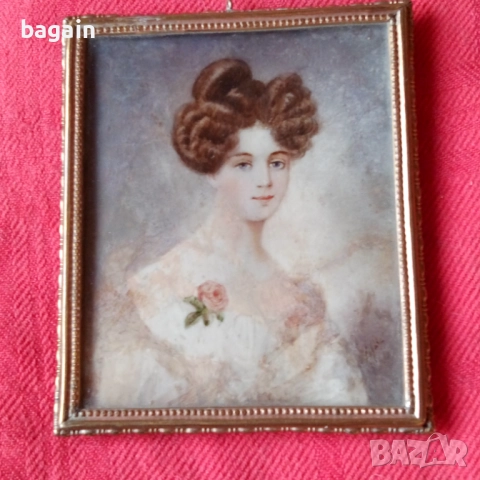 Уникален портрет върху слонова кост.