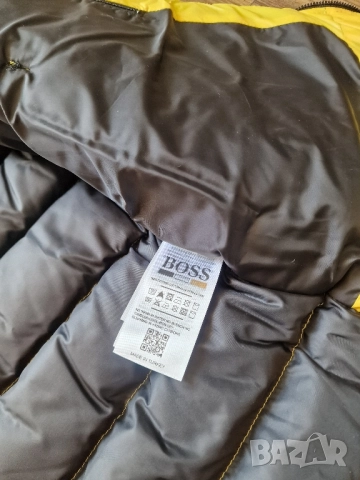 Страхотна мъжка грейка елек HUGO BOSS размер S M L XL 2XL , снимка 7 - Якета - 51469998