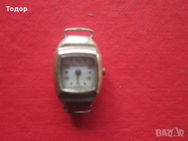 Позлатен дамски швейцарски часовник , снимка 1 - Дамски - 28205573