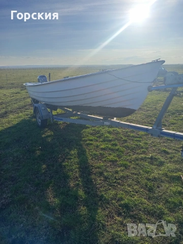 Продавам лодка за риболов в добро състояние двигател сменени свещи и масло работи перфектно , снимка 2 - Такъми - 53265788