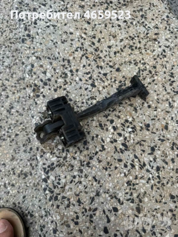 Ограничител на предна врат Опел Астра Opel Astra H само за 15лв. 13107175