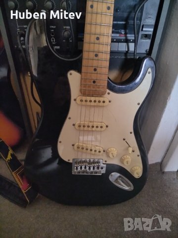 Електрическа китара Бехрингер, снимка 10 - Китари - 43708313