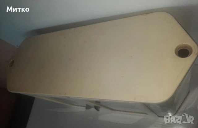 Пластмасов шкаф за баня с огледални части, снимка 5 - Шкафове - 53395655