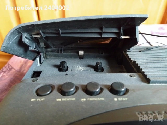 Радио касетофон с часовник и две аларми Philips AJ3840/00, снимка 3 - Радиокасетофони, транзистори - 53493607