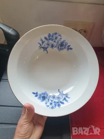 Българска порцеланова купа