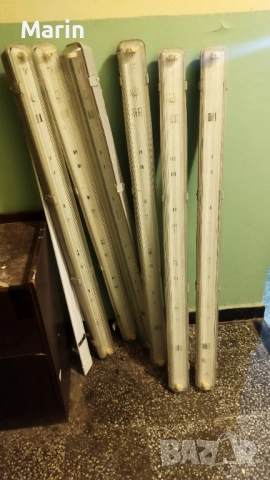 Луминисцентни единични осветителни тела 