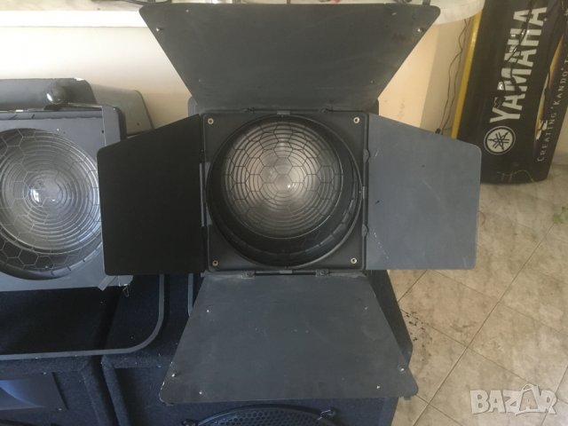 Театрални прожектори 2 kw, снимка 5 - Други - 30727733