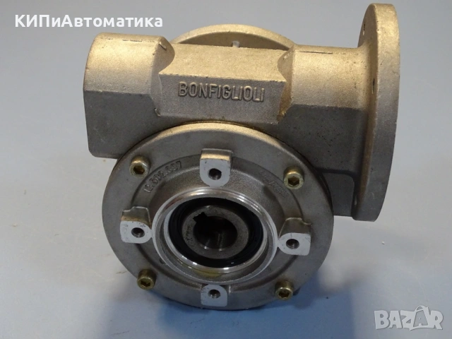 Червячен редуктор BONFIGLIOLI VF 44 F1 Worm Reducer size-044 ratio-28, снимка 7 - Резервни части за машини - 53166512