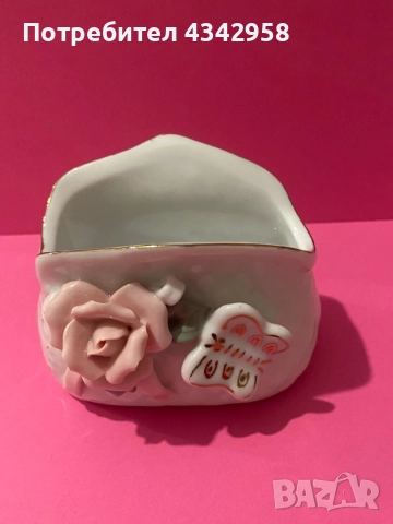 Винтидж порцеланова вазичка.Германия., снимка 2 - Антикварни и старинни предмети - 52513452