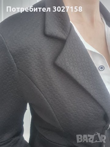 Дамско черно сако , снимка 4 - Сака - 33407131