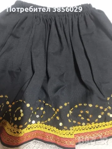 автентични носии бели чорапи 40 лв.фуста старинна 50 лв.колани на брой 20 лв.детски комплект .70 лв., снимка 5 - Колекции - 49090007