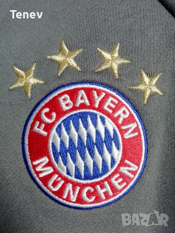 Bayern Munich Adidas оригинална нова блуза горнище Байерн Мюнхен размер М, снимка 3 - Спортни дрехи, екипи - 39663504