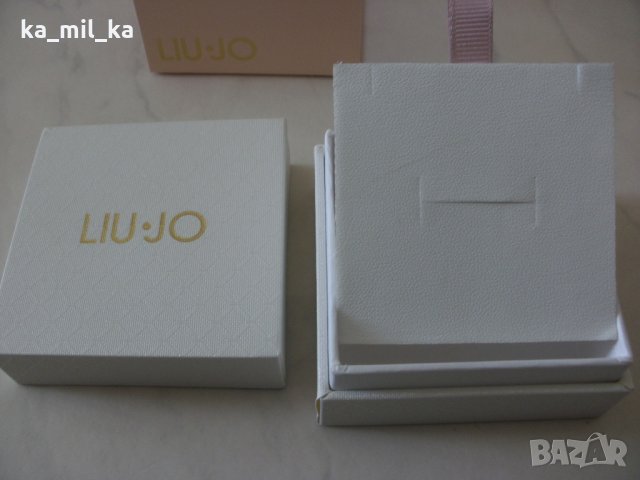 Кутия LIU JO - Бяла- за бижута , снимка 3 - Колиета, медальони, синджири - 28724939