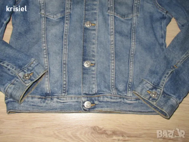 ПРОЛЕТНО СТРАХОТНО ЯКЕ НА H&M--140 номер, снимка 4 - Детски якета и елеци - 49309587