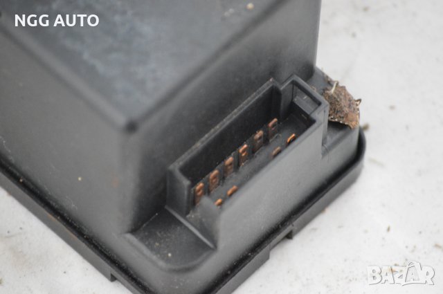 Вакуум Помпа Централно Заключване HELLA 357 862 257, 357862257 за VW Volkswagen Passat, снимка 3 - Части - 39772363