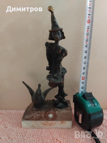 Скулптура пластика от бронз