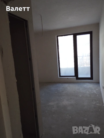 Продавам голям двустаен апартамент , снимка 12 - Апартаменти - 53076503