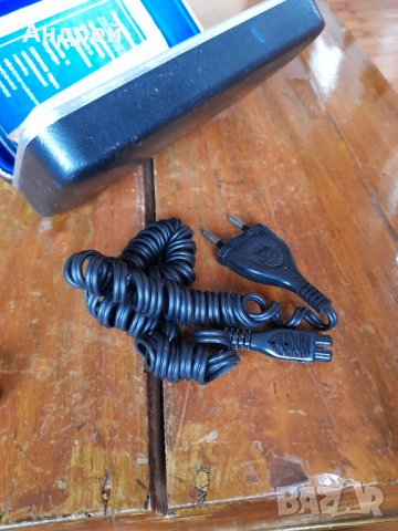 Стара електрическа самобръсначка Бердск 7, снимка 6 - Антикварни и старинни предмети - 39385315