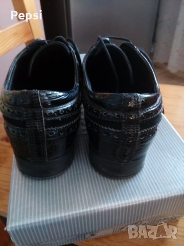 Дамски обувки, снимка 3 - Дамски ежедневни обувки - 26542266