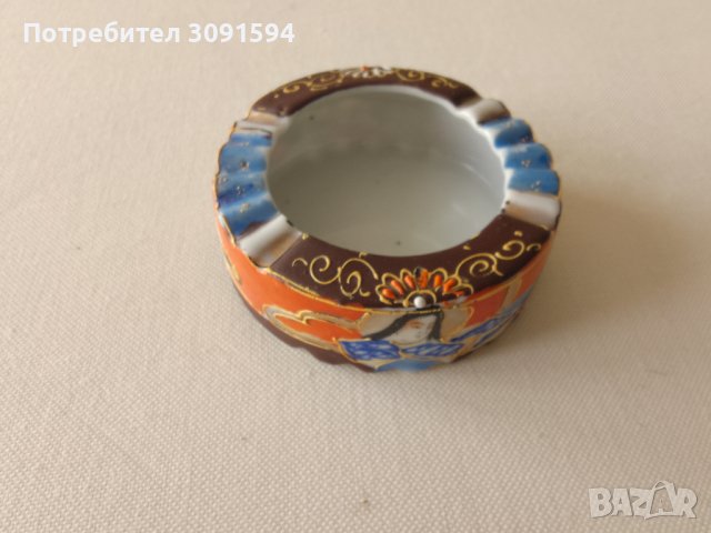  Колекционерски Японки порцеланов рисуван пепелник, снимка 7 - Антикварни и старинни предмети - 43460763