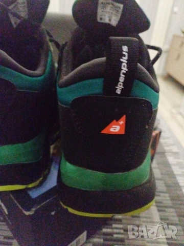 Спортни обувки , снимка 4 - Спортни обувки - 52915109