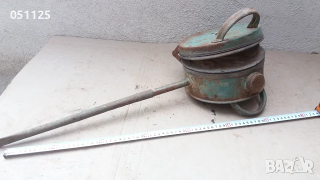 стара машинка за пръскане на лозя със сяра , снимка 4 - Антикварни и старинни предмети - 50596607