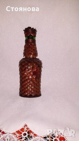 старо шише от соца с красива ръчна украса от естествени материали, за интериор и употреба...здраво, , снимка 1 - Други - 28038577
