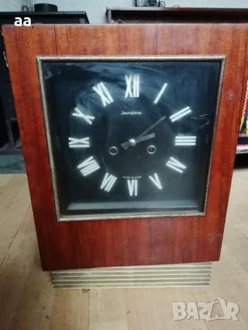 Стенен часовник Янтар с махало 