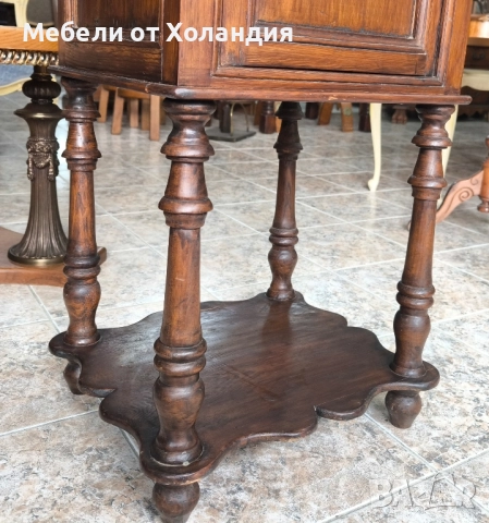 високо старинно шкафче, снимка 4 - Шкафове - 52364732