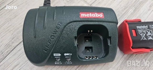 чисто нови зарядно и батерии metabo d-72622, снимка 2 - Винтоверти - 48315417