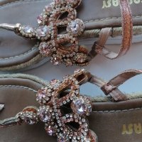 Уникално красиви сандали с камъни в розово злато+ подарък тениска в розово злато, снимка 3 - Сандали - 28531340