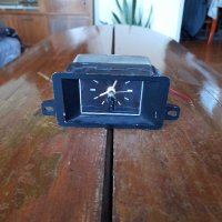 Стар Автомобилен часовник VDO Quartz, снимка 1 - Други ценни предмети - 43595853