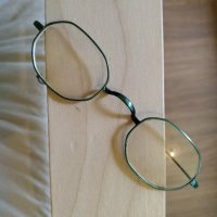 Титаниеви рамки за очила made in America , снимка 2 - Слънчеви и диоптрични очила - 43209438