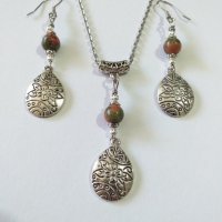 Новият ни Бохо комплект бижута с камъни Унакит и гравирани капки в цвят Сребро , снимка 2 - Бижутерийни комплекти - 36854277