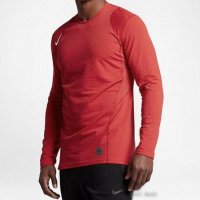 Nike Pro Warm Mens Top, снимка 17 - Спортни дрехи, екипи - 27360747