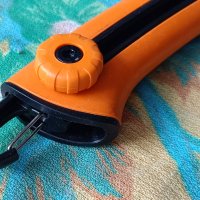 Градински сгъваем трион FISKARS с 16 см. дължина на острието. Нов., снимка 9 - Градински инструменти - 43436494