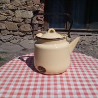 Стар емайлиран чайник #13, снимка 3 - Антикварни и старинни предмети - 28653361