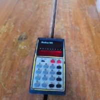 Стар калкулатор Santron 18S, снимка 1 - Други ценни предмети - 43450332