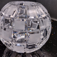 Кристална сферична ваза. , снимка 1 - Вази - 44853547