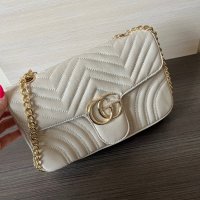 Нова дамска чанта Gucci, снимка 1 - Чанти - 40030259